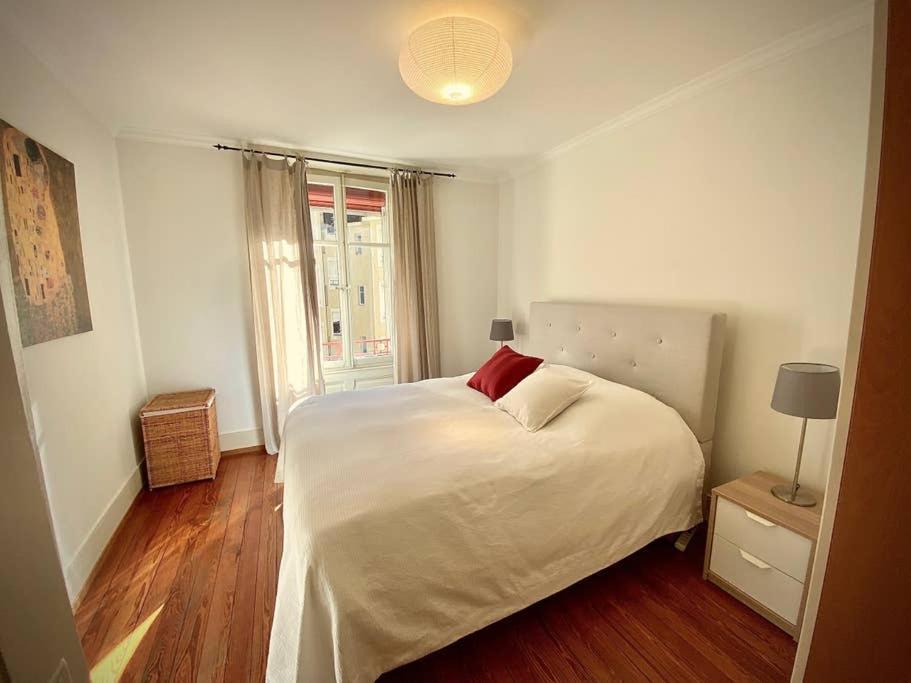 Your Bright Charming Cocoon Between Lake And City Lausanne Exteriör bild